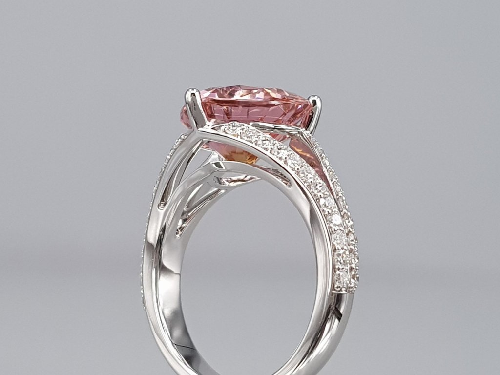 Ring with bi-color tourmaline 4.03 ct  and diamonds in 18K white gold Image №4