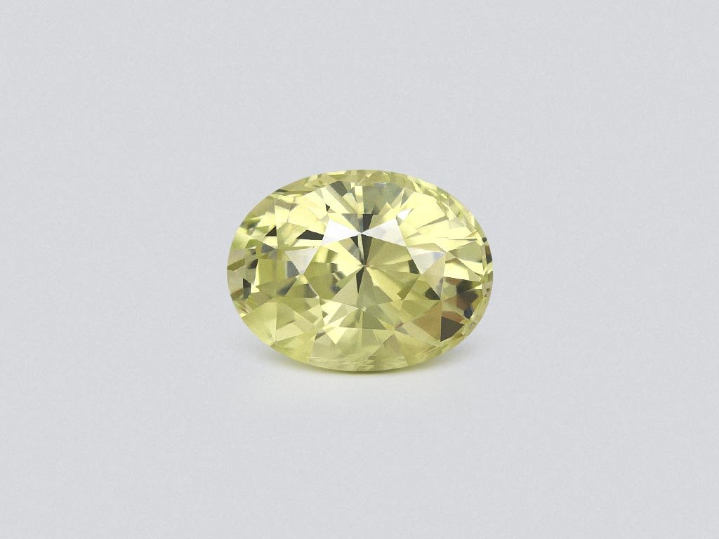 Chrysoberyl in oval cut 2.99 carats, Sri Lanka   Image №1
