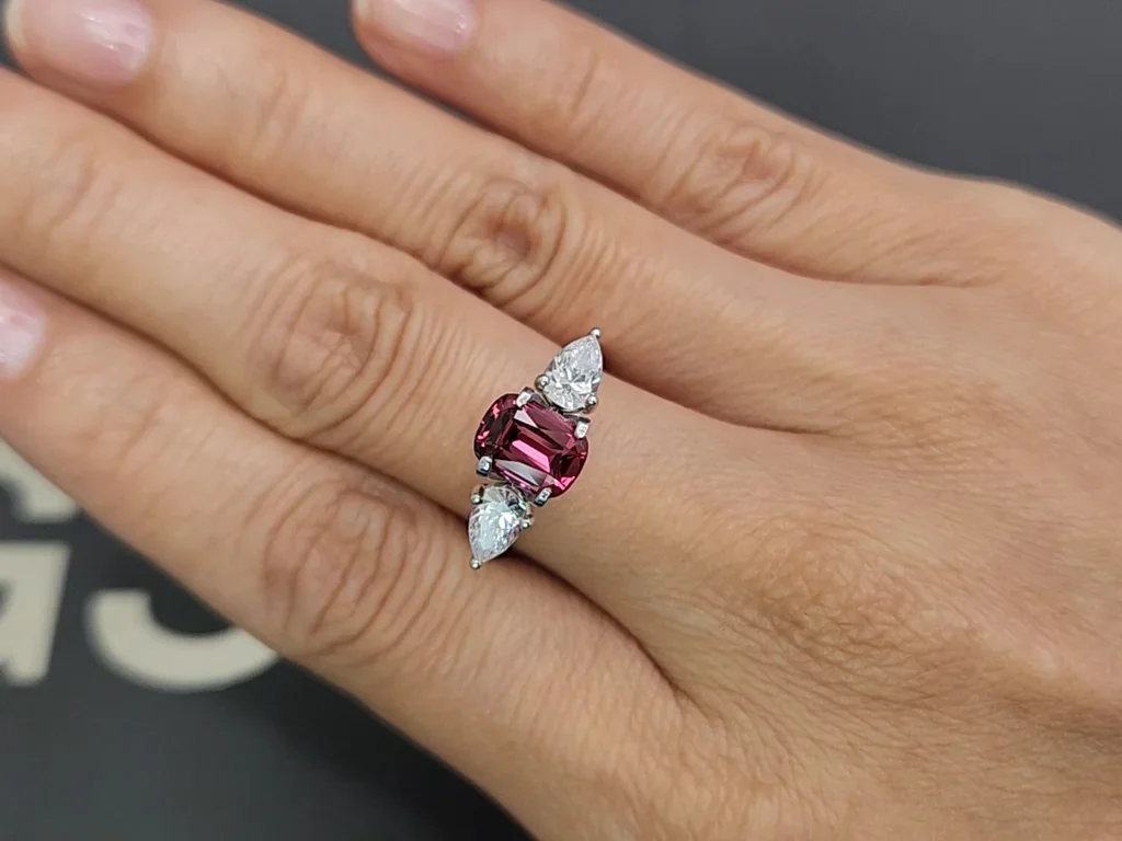 Rhodolite garnet cushion cut 1.67carats, Tanzania Image №5