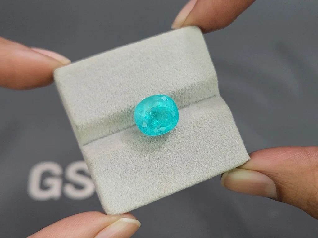 Neon Paraiba tourmaline oval cut 7.03 carats, Africa Image №4