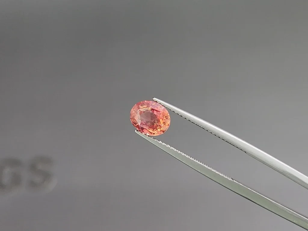 Unheated sapphire Padparadscha oval cut 2.00 carats, Sri Lanka  Image №3