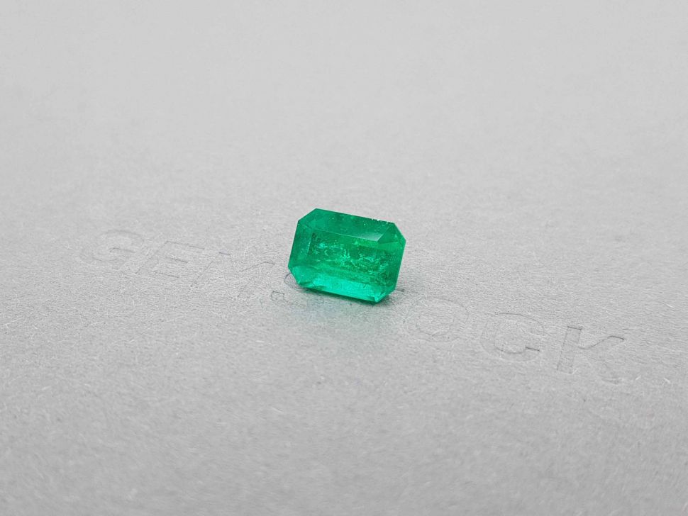 Colombian vivid green emerald 2.96 ct, GRS Minor Image №2