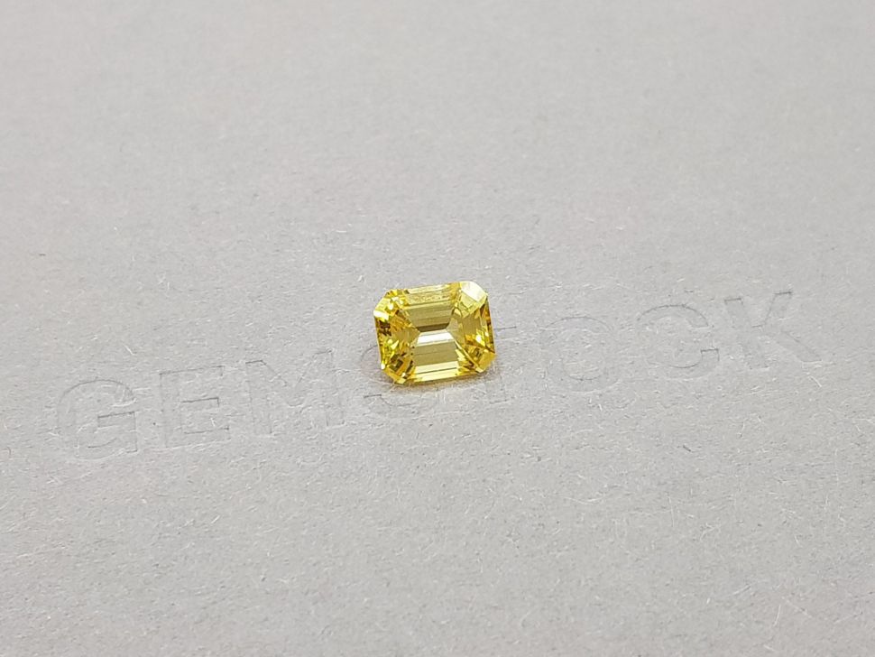 Octagon yellow sapphire 2.01 ct, Sri Lanka Image №2