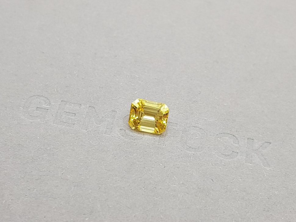 Octagon yellow sapphire 2.01 ct, Sri Lanka Image №3