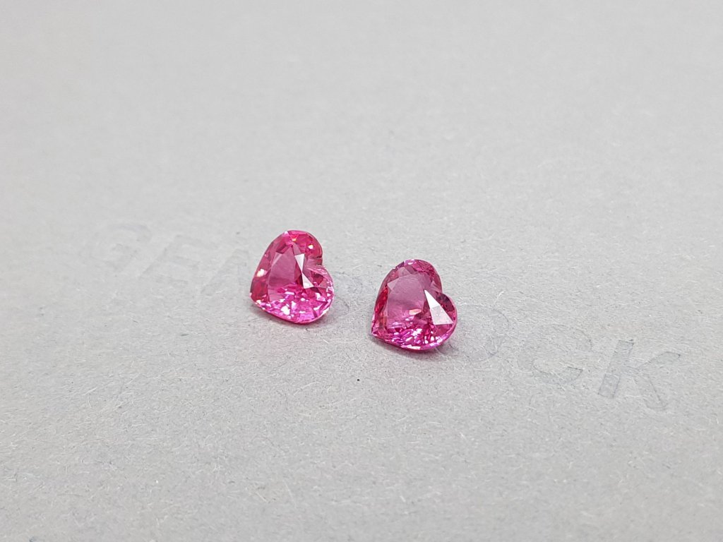 Pair of vibrant pink Mahenge spinels 3.15 ct Image №3