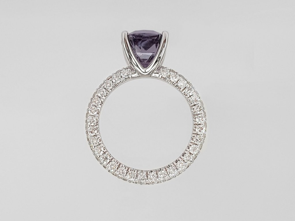 Ring with 4.50 ct lavender gray spinel and diamonds in 18k white gold Image №4