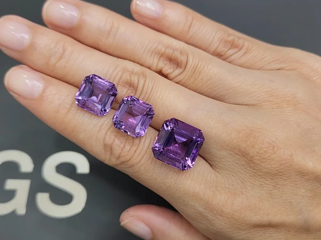 Set aus Amethysten im Asscher-Schliff, 25,61 Karat  Image №2