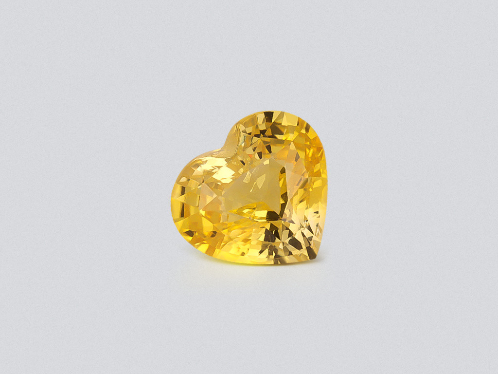 Unbeheizter gelber saphir im herzschliff 1,52 carats, Sri Lanka Image №1