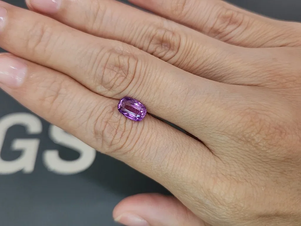 Unheated purple sapphire cushion cut 2.00 carats, Sri Lanka Image №2