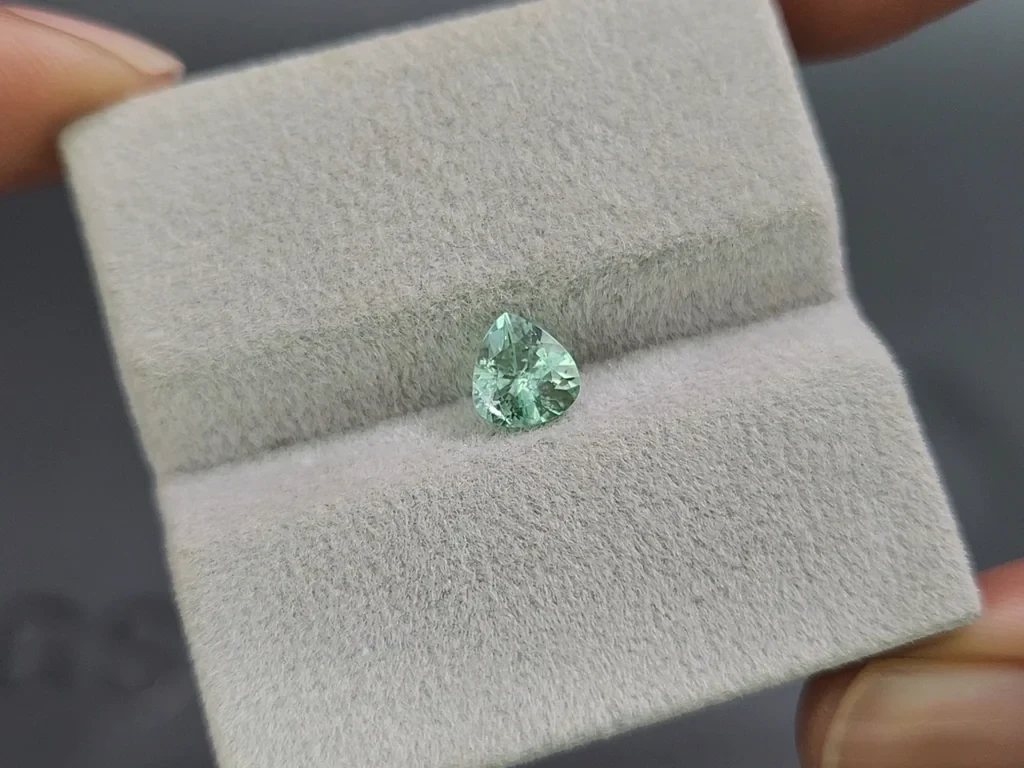 Paraiba tourmaline pear cut 0.84 carats, Mozambique Image №4