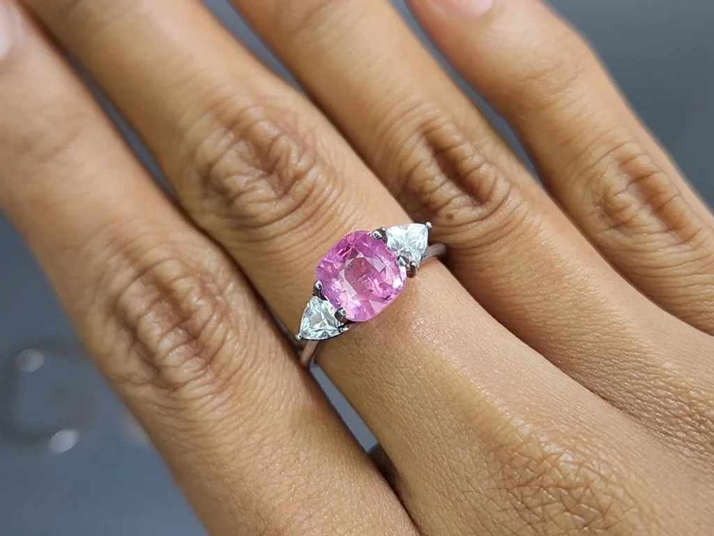 Unbehandelter rosa saphir im cushion-schliff 3,10 karat, Sri Lanka Image №5