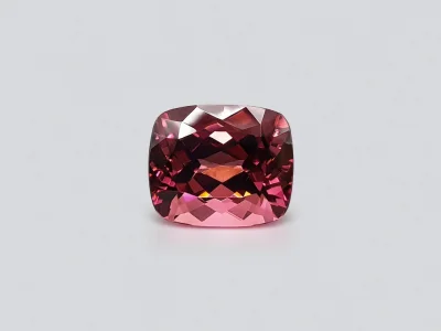 Rubellite riche et vibrante taille coussin 17,46 ct, Afrique photo