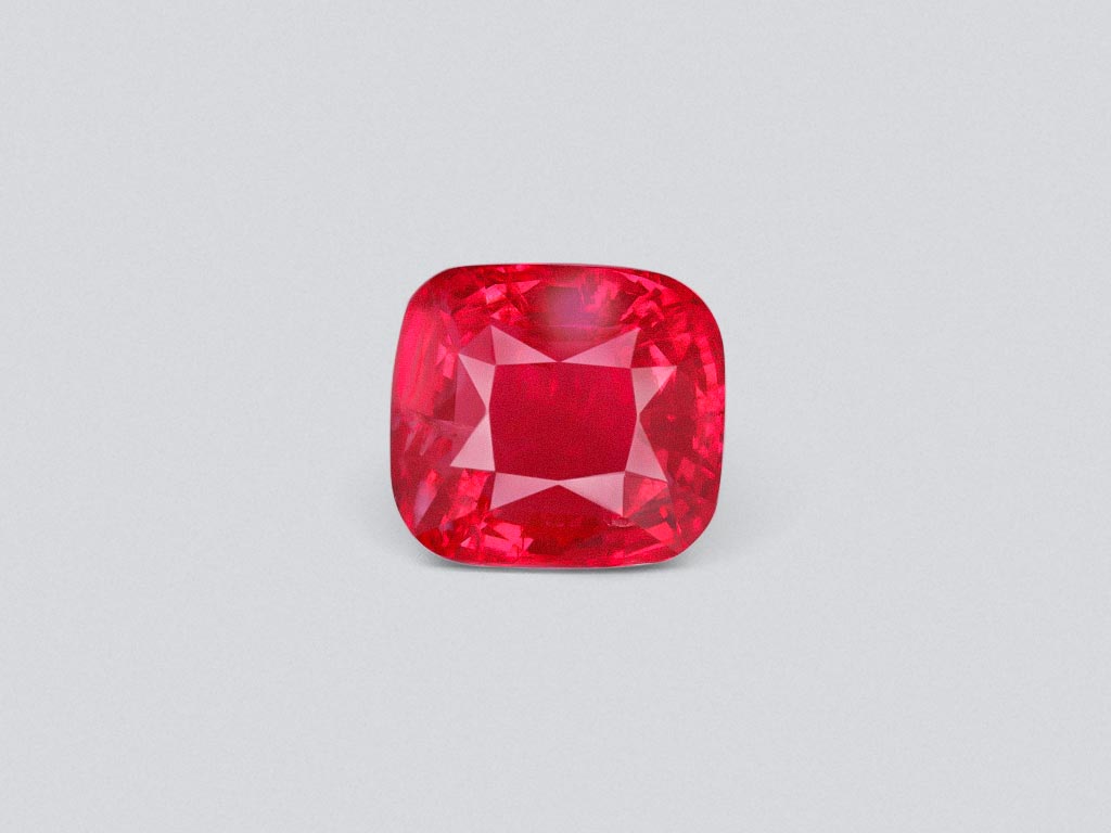 Neon red Mahenge spinel 4.03 ct, Lotus Image №1