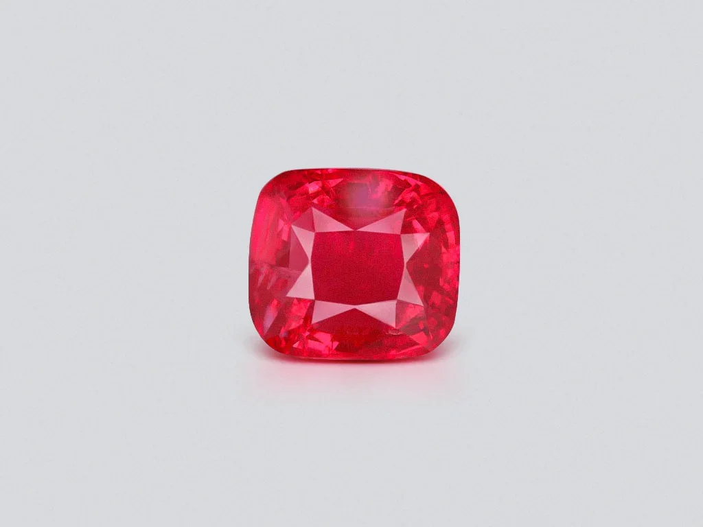 Neon red Mahenge spinel 4.03 ct, Lotus Image №1