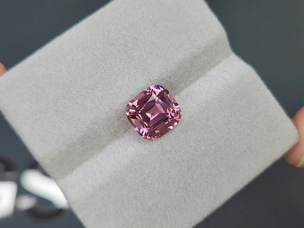 Turmalina rosa talla cojín 3,10 quilates, África Image №4
