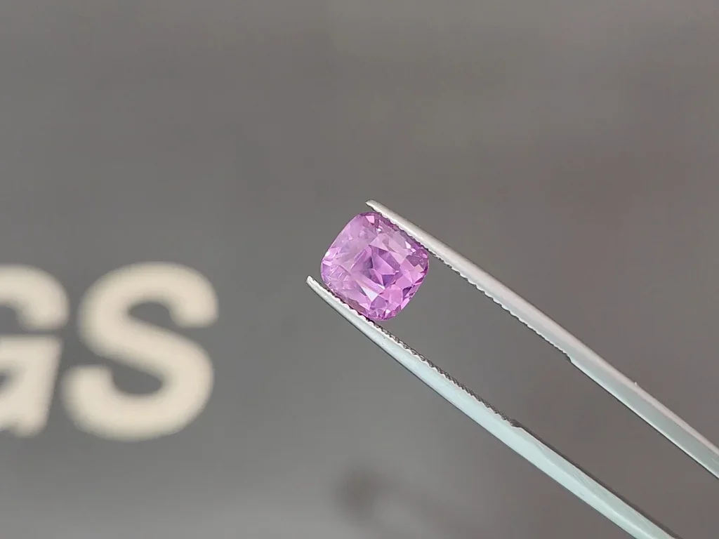 Saphir rose rutile taille coussin non chauffé, effet soie, 4,52 ct, Sri Lanka Image №3