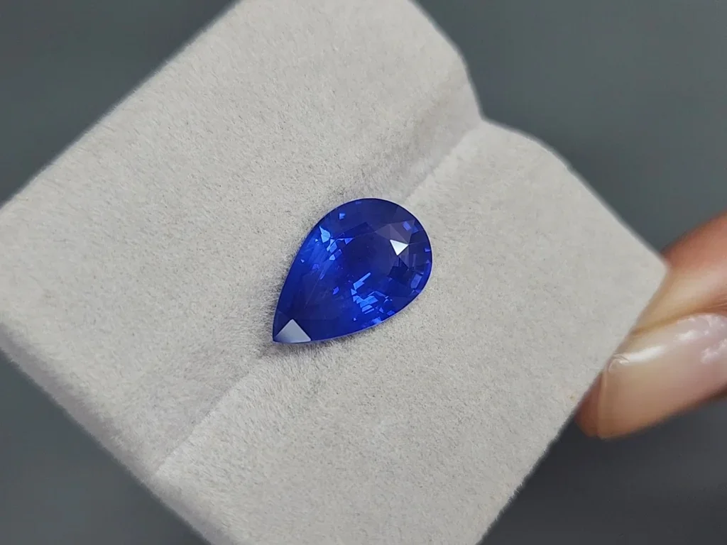 Blue sapphire pear cut 5.05 carats, Sri Lanka Image №4