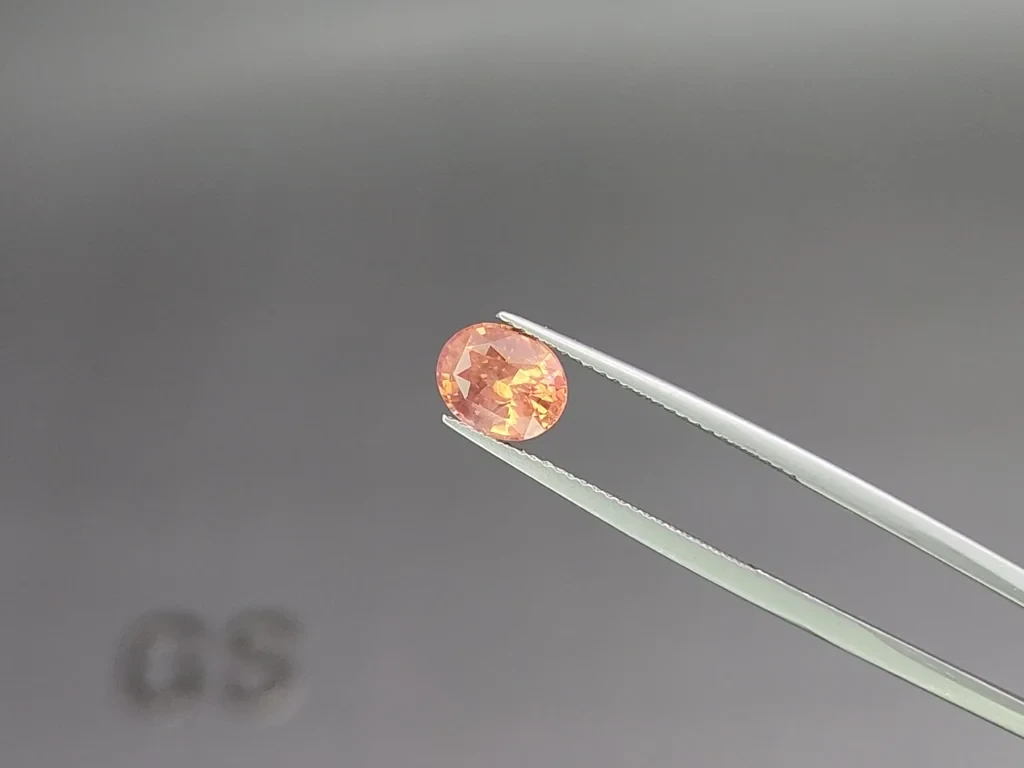 Unheated sapphire Padparadscha oval cut 2.06 carats, Sri Lanka  Image №3