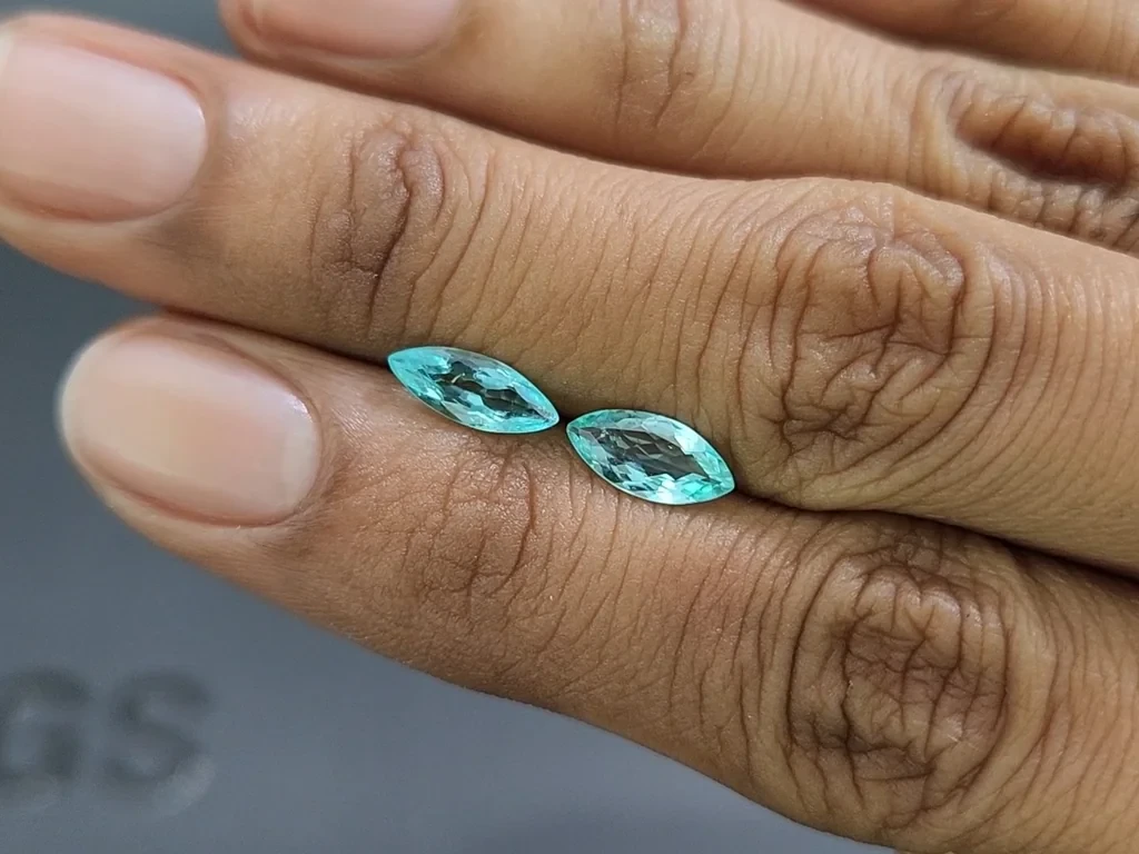 Tourmaline Paraiba taille marquise néon 1,36 carat, Mozambique Image №2