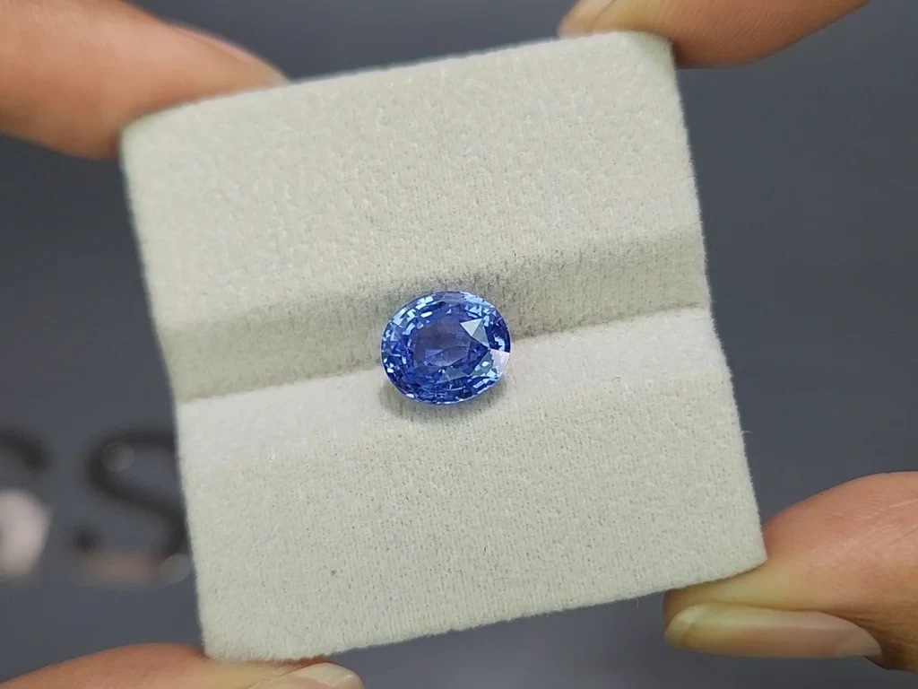 Blue sapphire oval cut 5.00 carats, Sri Lanka Image №4