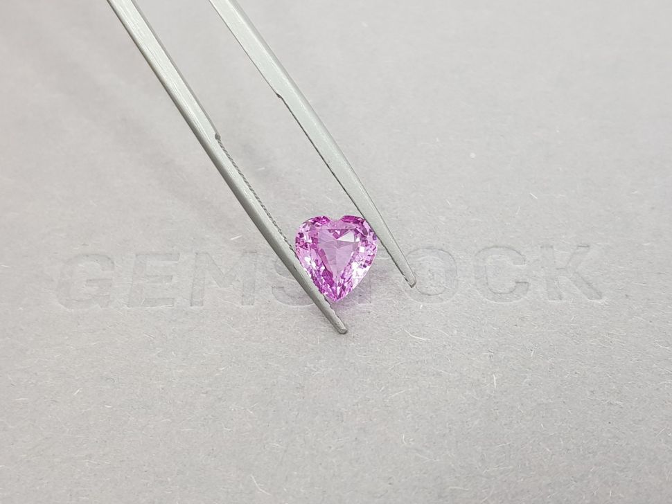 Heart cut unheated pink sapphire 2.01 ct, Madagascar Image №4