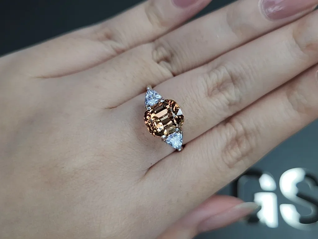 Turmalin im kissenschliff 3,68 karat, Afrika Image №5