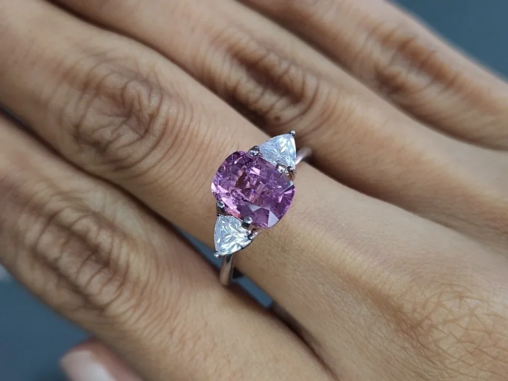 Tourmaline copper cushion cut 2.36 carats, Africa Image №5