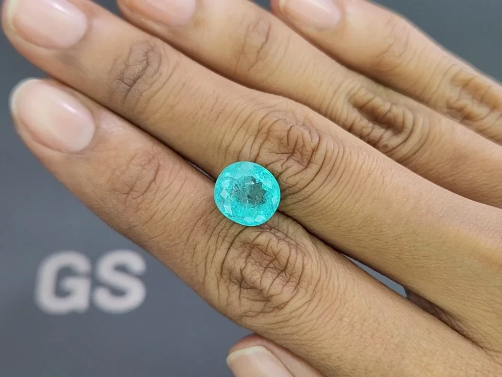 Neon-Paraiba-turmalin oval geschliffener 4,49 karat, Mosambik Image №2