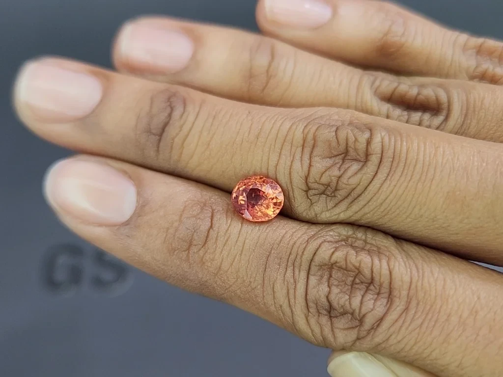 Unheated sapphire Padparadscha oval cut 2.03 carats, Sri Lanka  Image №2