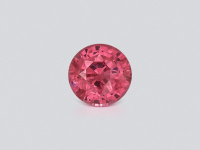 Machenge spinell rund geschliffen 3,00 karat, Tansania photo