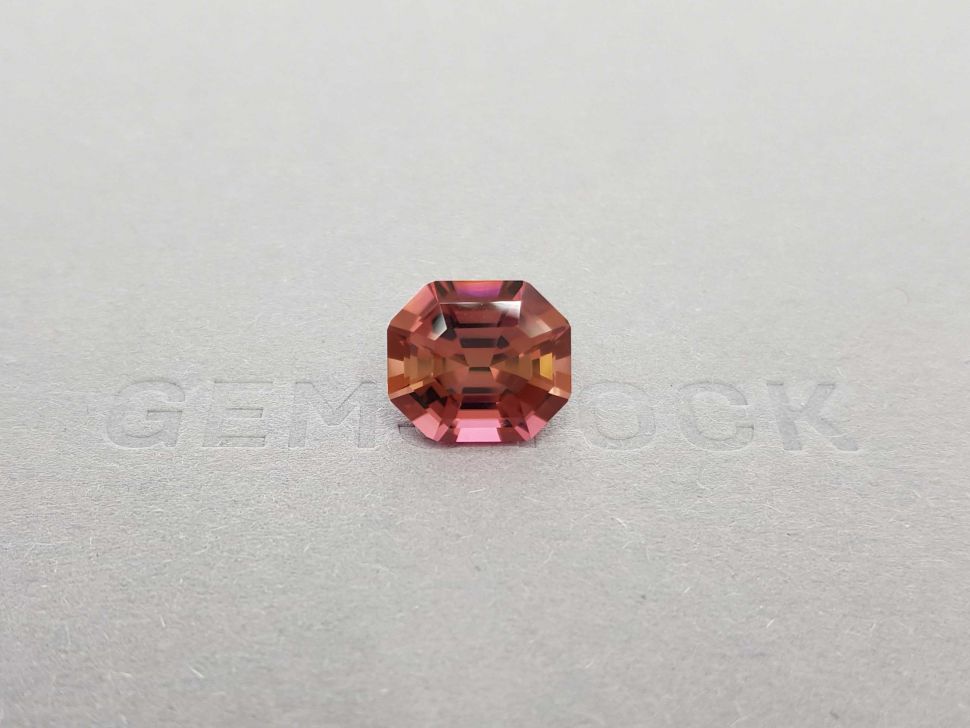 Intense pink octagon-cut tourmaline 5.76 ct Image №1