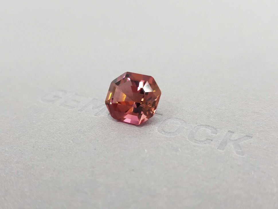 Intense pink octagon-cut tourmaline 5.76 ct Image №2