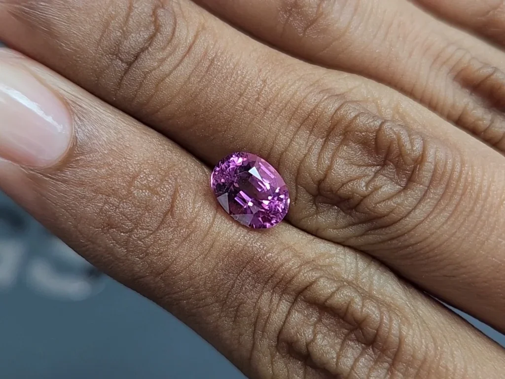 Tourmaline copper Hot Pink oval cut 2.15 carats, Africa Image №2