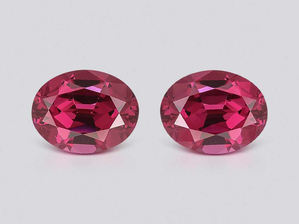 Paar oval geschliffene rhodolith granate 4,55 karat, Madagaskar Image №1