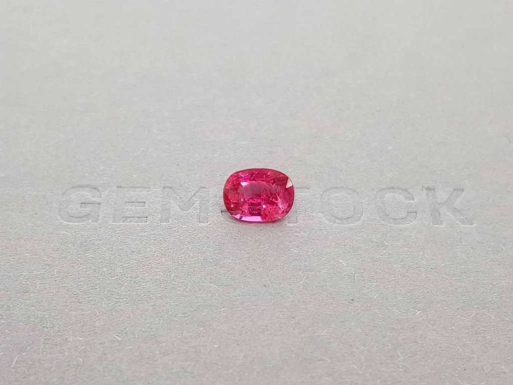 Bright pinkish red spinel Mahenge 1.70 ct, GFCO Image №1