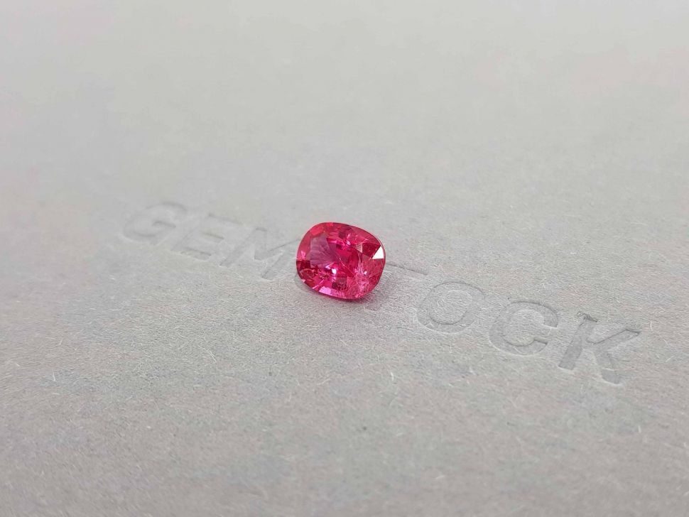 Bright pinkish red spinel Mahenge 1.70 ct, GFCO Image №2