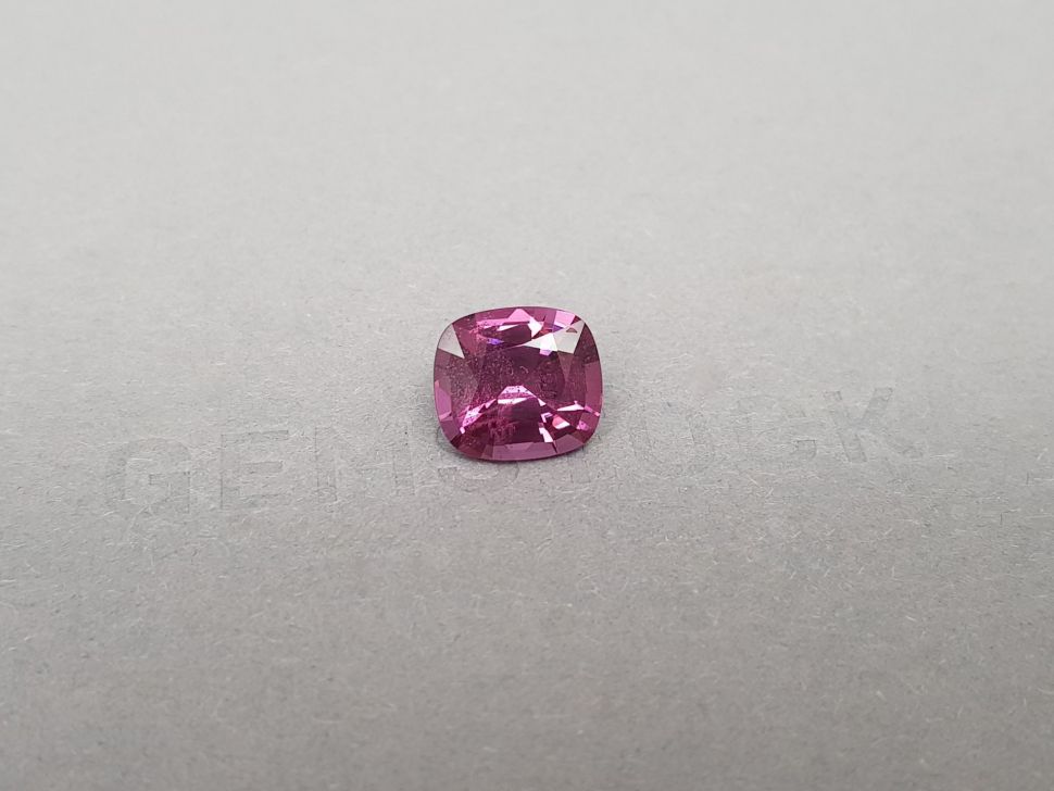 Intense pink spinel from Burma 4.48 ct Image №2