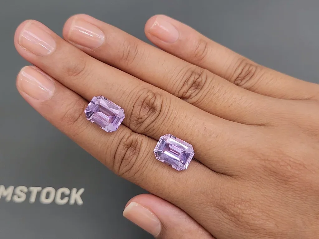 Paar Amethyste im Achteckschliff, 11,12 Karat  Image №2