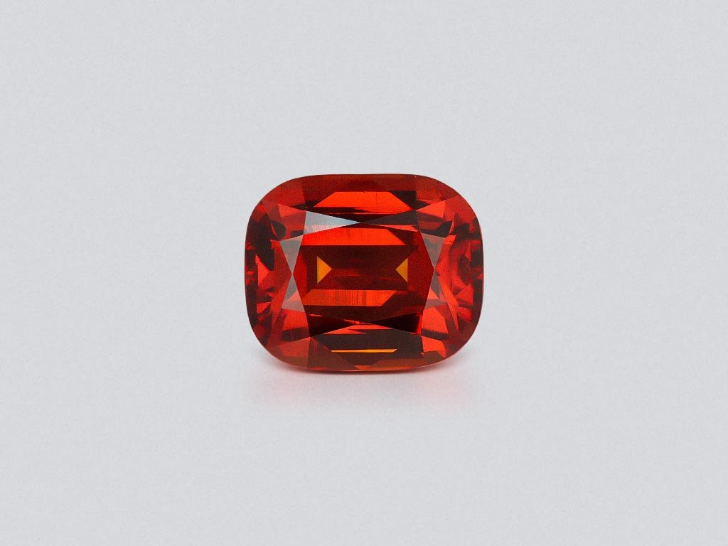Spessartine garnet in cushion cut 8.06 carats, Africa Image №1