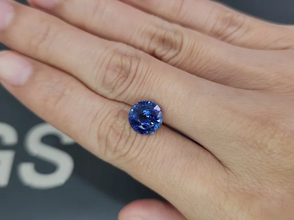 Zafiro azul aciano de talla redonda de 4,14 carats, de Sri Lanka Image №2